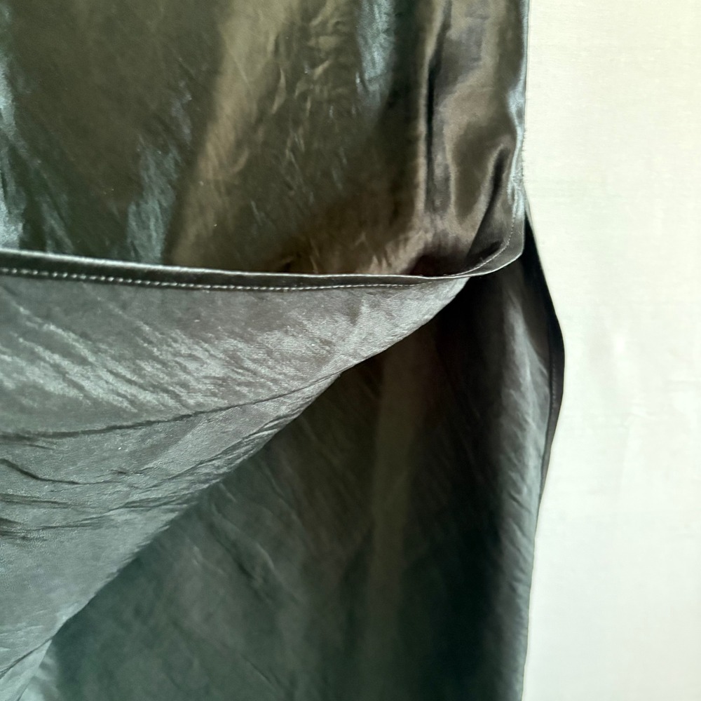Theory Retha Nana Black Satin Slip Maxi Skirt Side Slit Size P E074601R - Picture 4 of 8